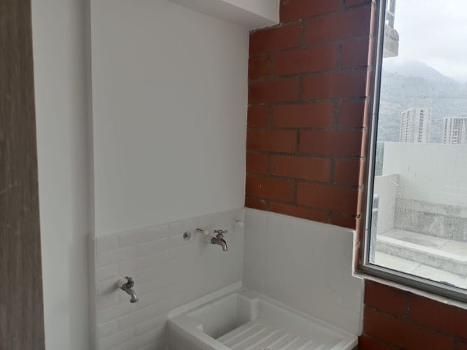 Apartamento de 2 alcobas en venta en Santa Ana, Bello, 54 m² · foto 15 de 16