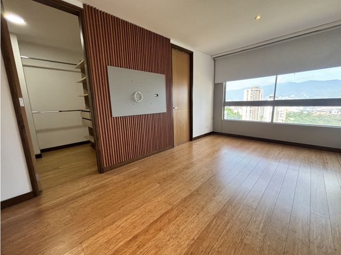 Apartamento en venta en El Poblado, Medellín · foto 17 de 20