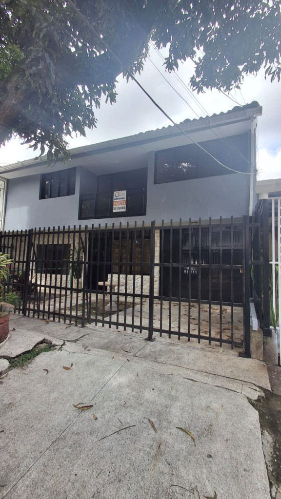 Casa en Arriendo en El limonar, Cali