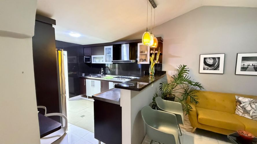 Casa en venta en Quinta Bosch, Cúcuta · foto 2 de 17