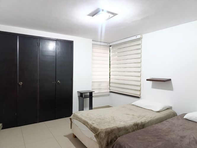 Apartamento de 3 alcobas en arriendo en San Lucas, Medellín, 132 m² · foto 13 de 19