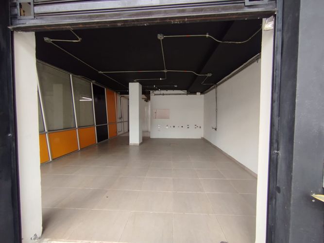 Local en arriendo en Santa Monica, Cali, 48 m² · foto 2 de 13