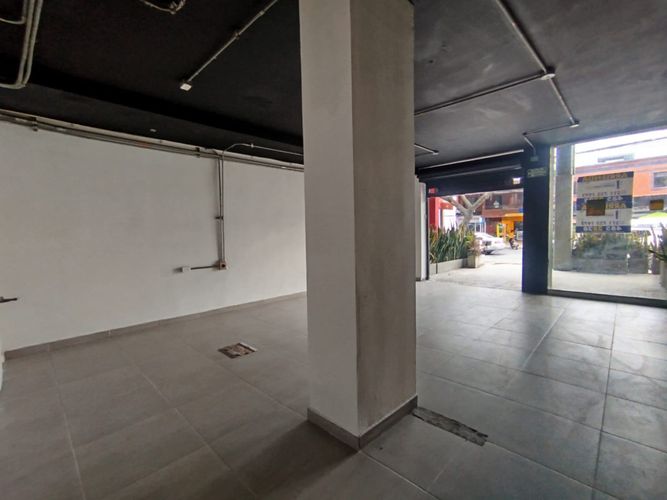 Local en arriendo en Santa Monica, Cali, 48 m² · foto 4 de 13