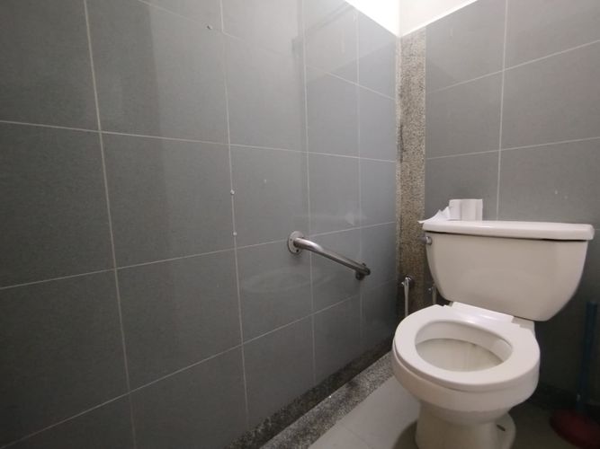 Local en arriendo en Santa Monica, Cali, 48 m² · foto 10 de 13