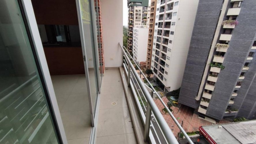 Apartamento de 2 alcobas en venta en Cabecera Del Llano, Bucaramanga, 99 m² · foto 12 de 20