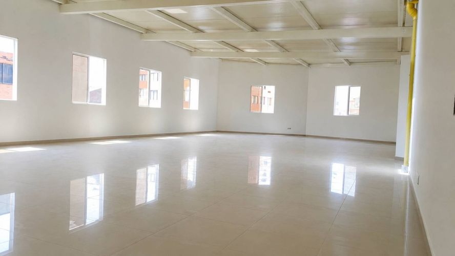 Local en arriendo en Alameda, Cali, 360 m² · foto 2 de 5