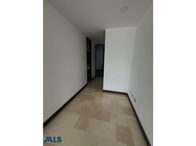 Apartamento de 3 alcobas en venta en Aves Maria, Sabaneta, 120 m² · foto 10 de 17