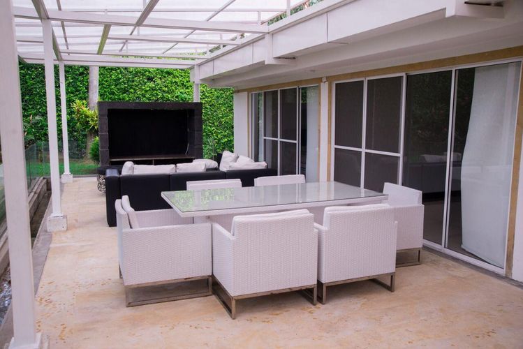 Casa de 5 alcobas en venta en La Viga, Cali · foto 15 de 23