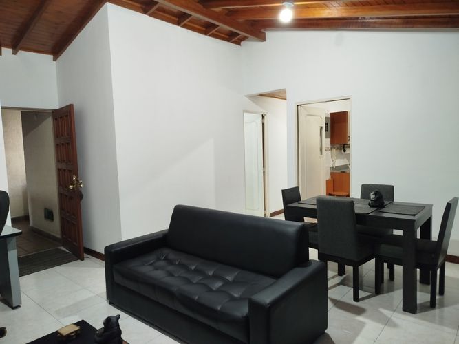 Apartamento en venta en Los Almendros, Bogotá · foto 3 de 19