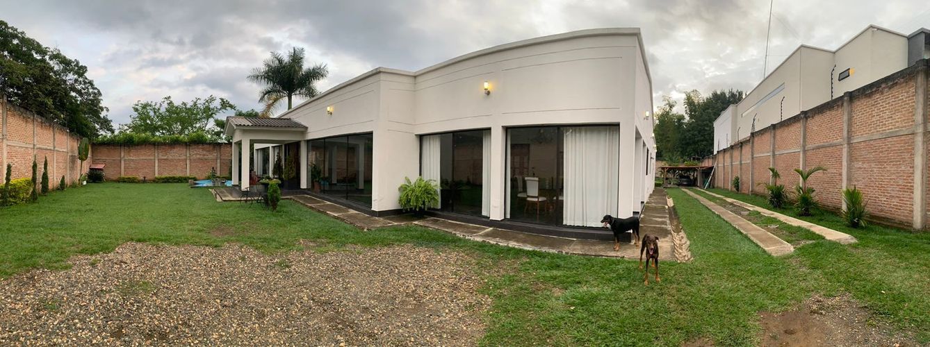 Casa de 5 alcobas en venta en Pance, Cali · foto 15 de 23