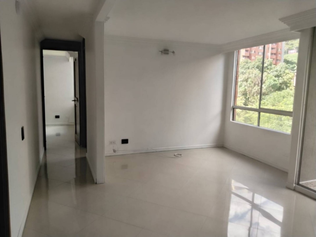 2BR Apartment in Castropol (52 m²) - 2