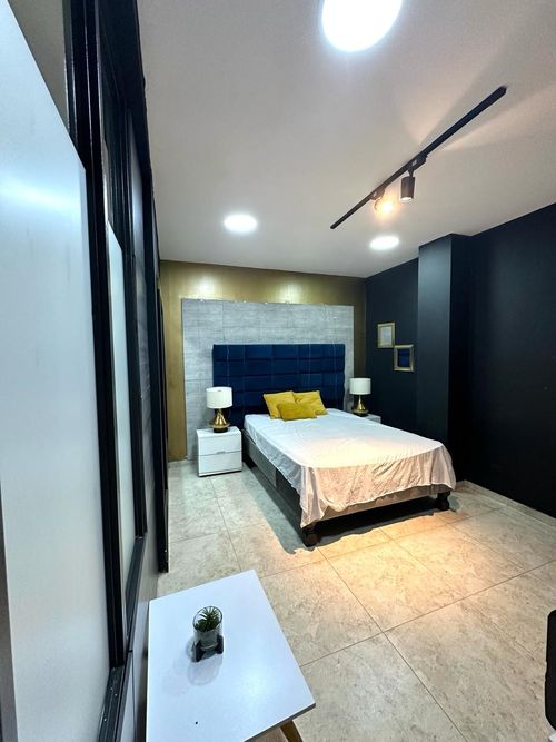 Casa de 6 alcobas en venta en Prados Del Norte, Cali, 260 m² · foto 2 de 9