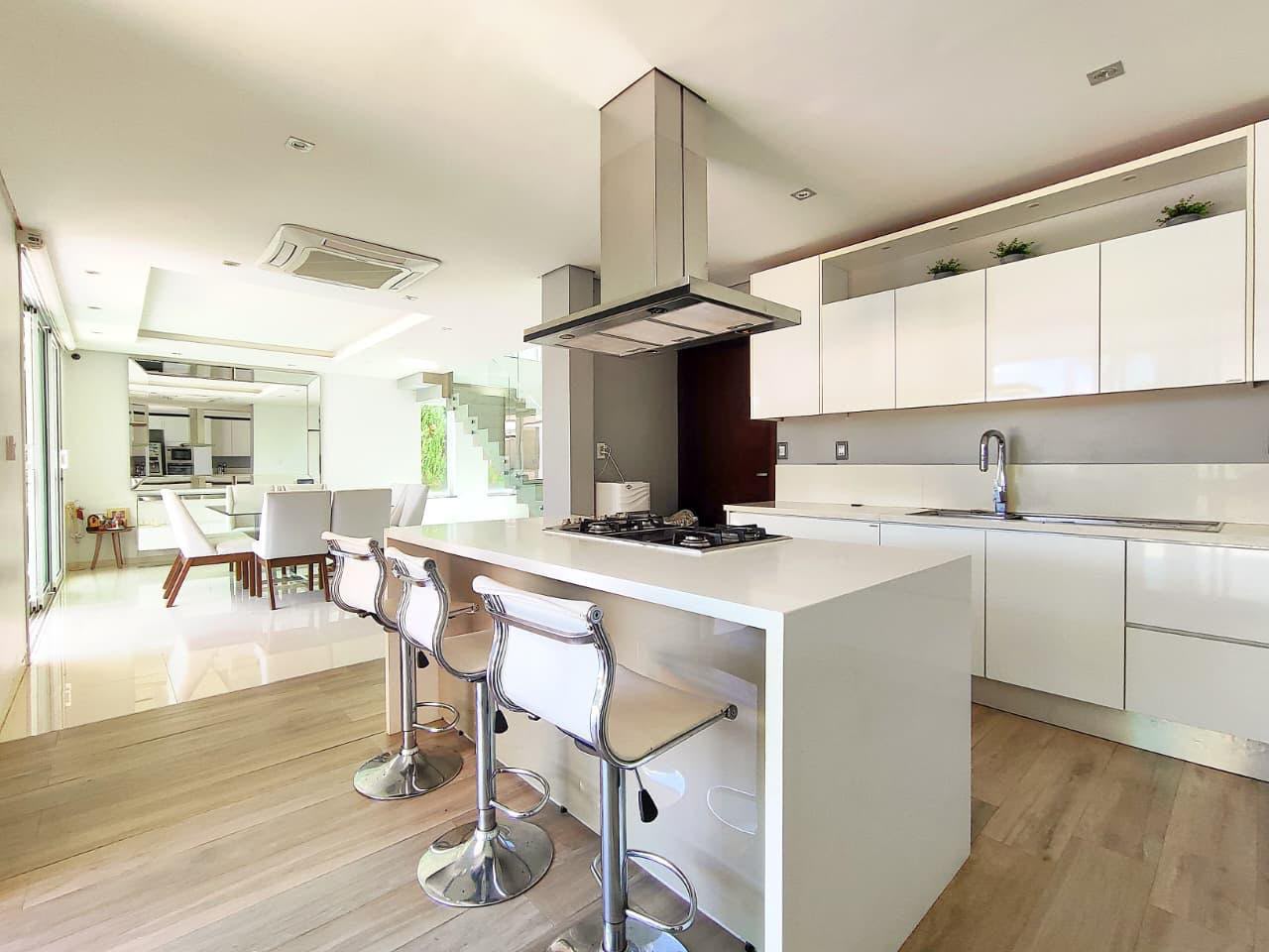 Casa en venta en Lambaré — foto 2