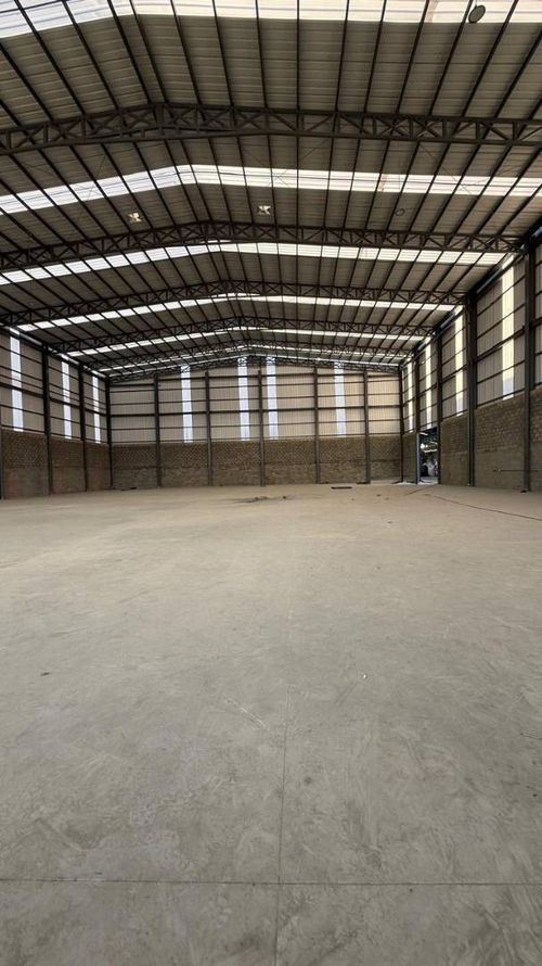 Bodega en arriendo en Palmaseca, Yumbo, 1604 m² · foto 2 de 10