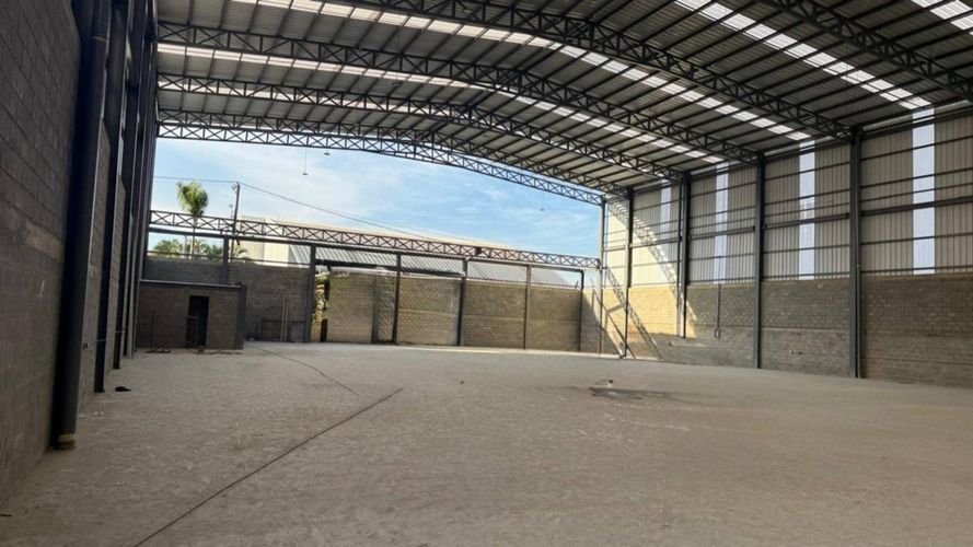 Bodega en arriendo en Palmaseca, Yumbo, 1604 m² · foto 4 de 10