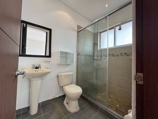 Casa de 6 alcobas en venta en Tiquiza, Chía, 475 m² · foto 16 de 24