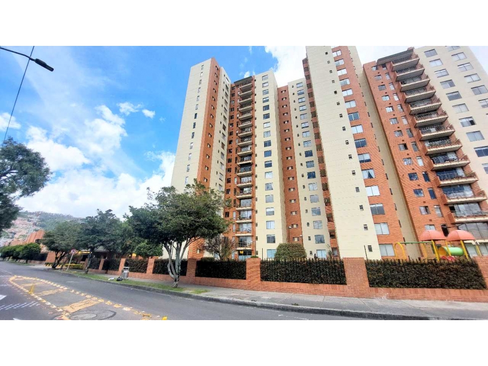 Apartamento en venta en Villas De Aranjuez, Bogotá · foto 7 de 24