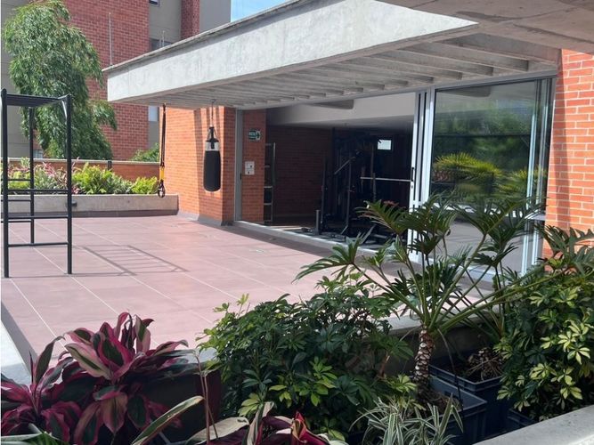 Apartamento de 2 alcobas en venta en Loma De San Jose, Sabaneta, 71 m² · foto 16 de 20