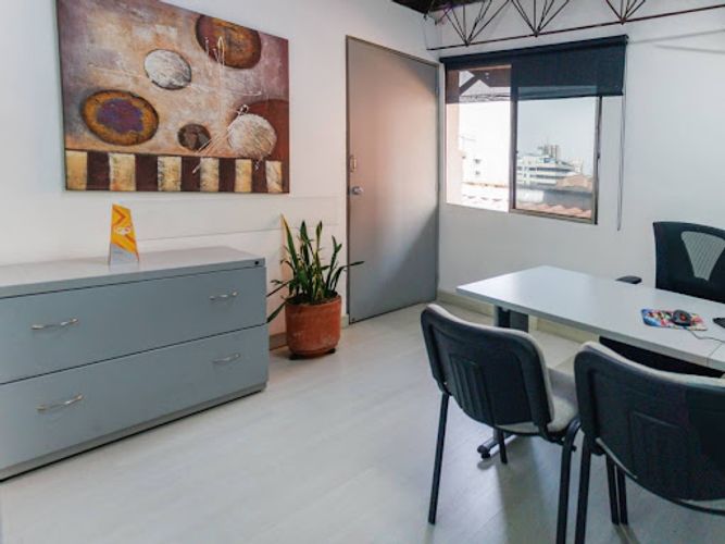 Oficina en venta en La Candelaria, Medellín, 225 m² · foto 7 de 24