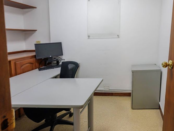 Oficina en venta en La Candelaria, Medellín, 225 m² · foto 8 de 24