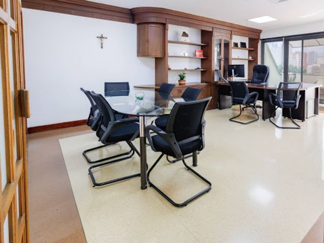Oficina en venta en La Candelaria, Medellín, 225 m² · foto 9 de 24