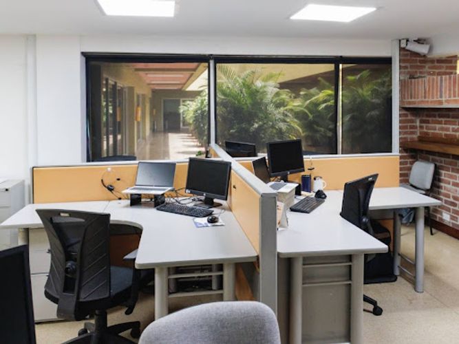 Oficina en venta en La Candelaria, Medellín, 225 m² · foto 23 de 24