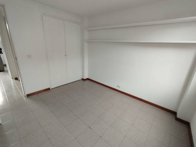 Apartamento de 3 alcobas en arriendo en San Diego, Medellín, 98 m² · foto 12 de 12