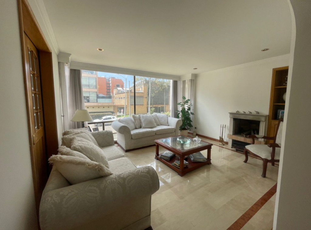 Apartamento en venta en San Patricio, Bogotá · foto 2 de 20