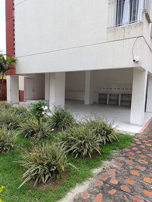 Apartamento de 3 alcobas en venta en El Gran Limonar, Cali, 105 m² · foto 12 de 13