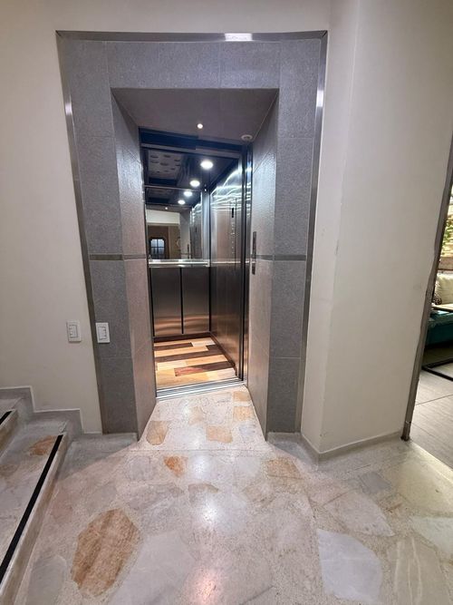 Casa de 5 alcobas en venta en Medina Del Campo, Floridablanca, 611 m² · foto 13 de 24