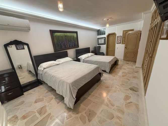 Casa de 5 alcobas en venta en Medina Del Campo, Floridablanca, 611 m² · foto 9 de 24