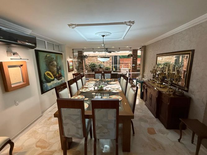 Casa de 5 alcobas en venta en Medina Del Campo, Floridablanca, 611 m² · foto 17 de 24