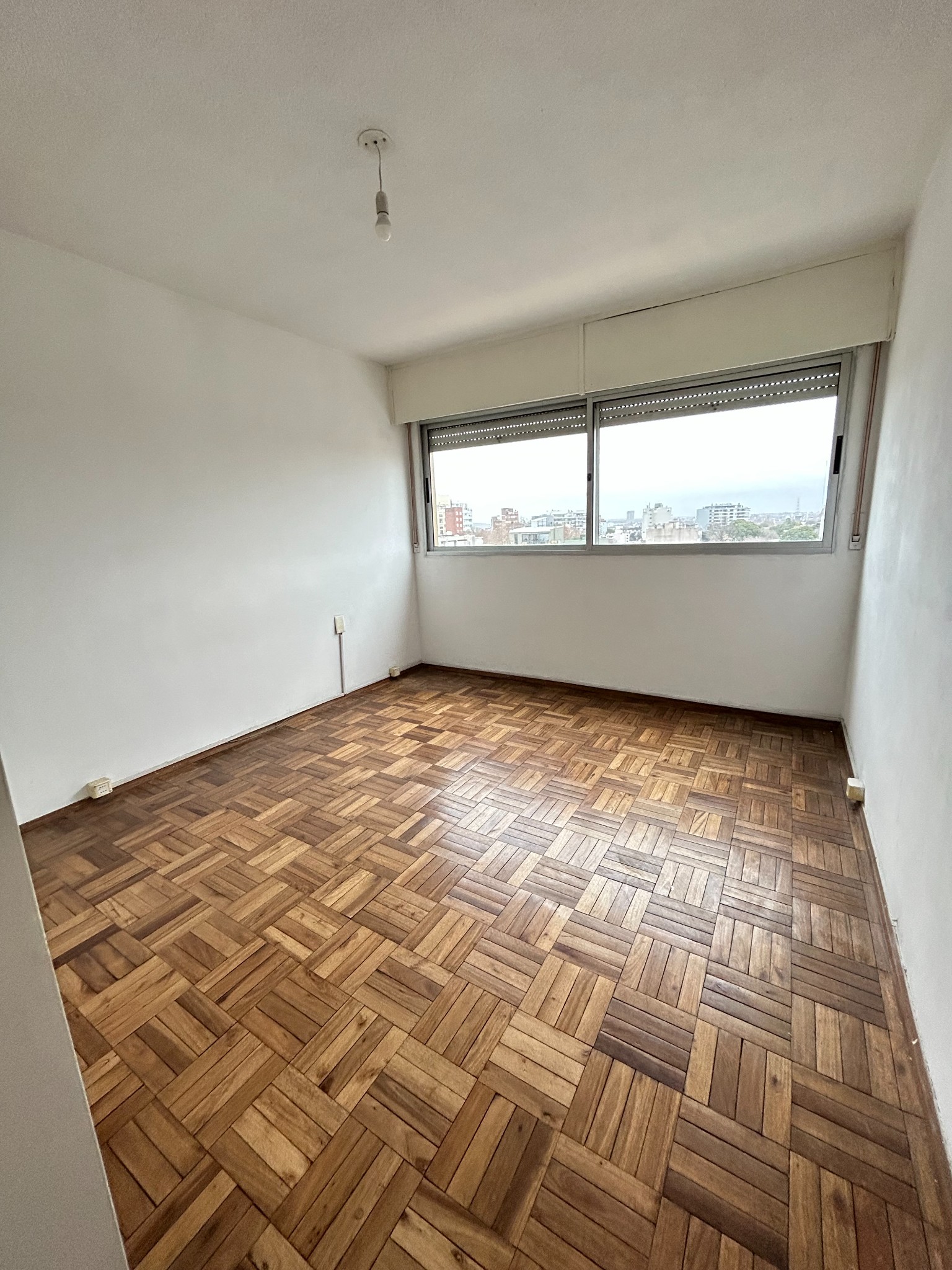 Venta apartamento 1 dormitorio cocina definida lavadero vista piso 8 Tres Cruces 8 de Octubre y Pte Berro - Widok 5