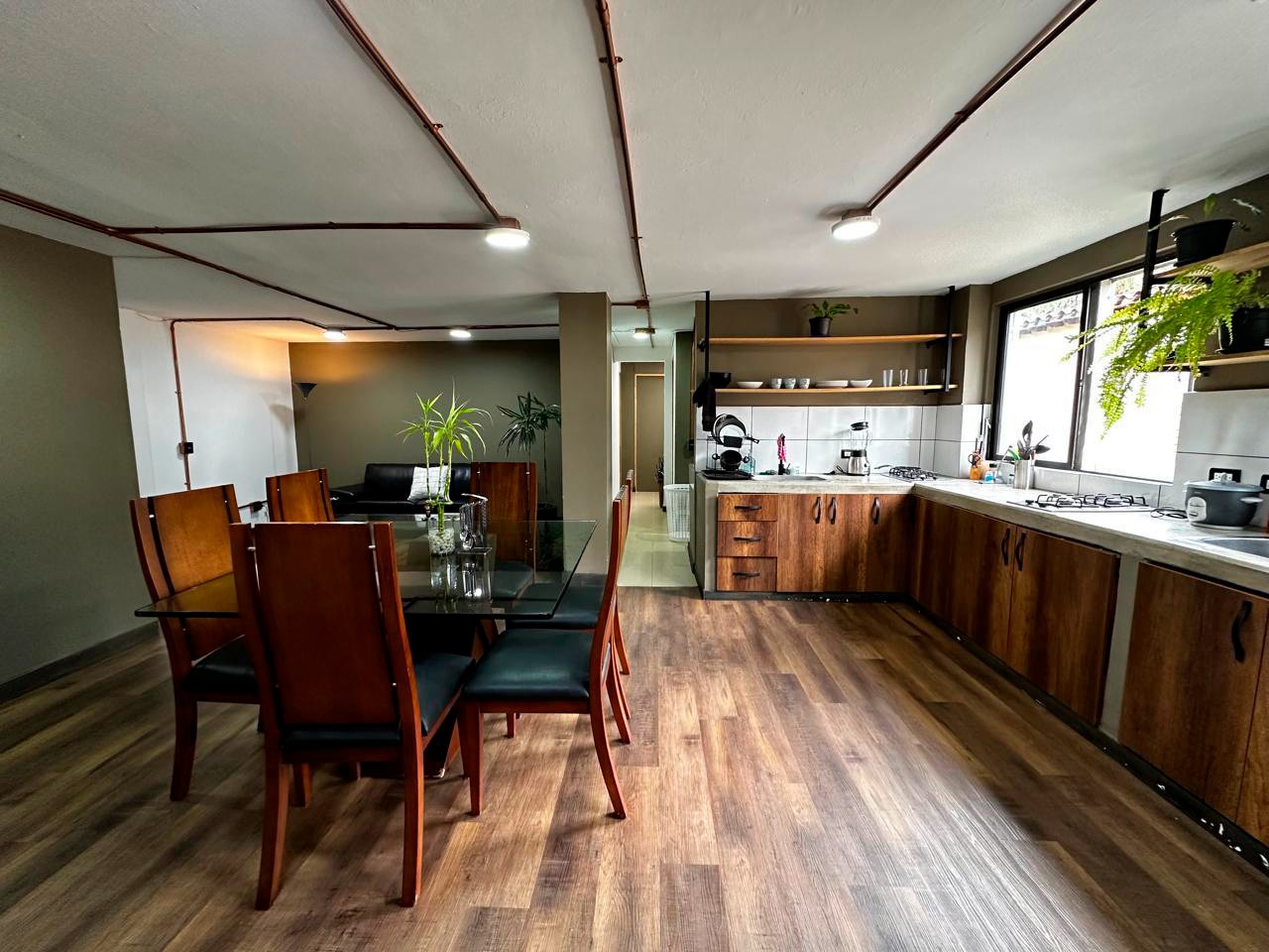 Oficina en venta en El Poblado, Medellín 5