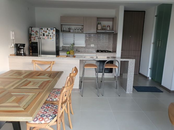 Apartamento de 3 alcobas en venta en Las Palmas, Ricaurte, 79 m² · foto 10 de 24