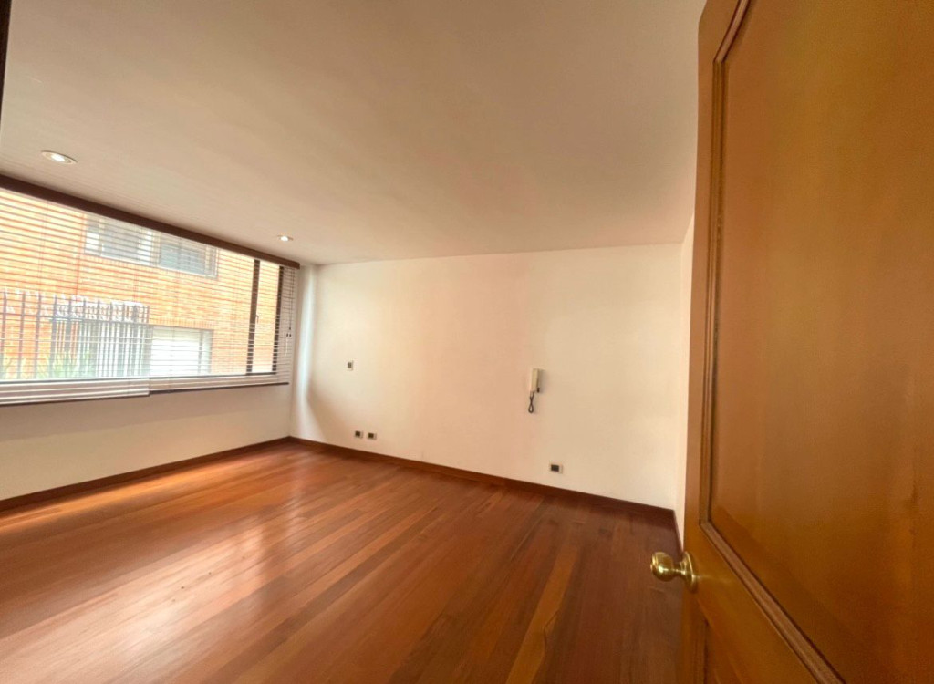 Apartamento en venta en San Patricio, Bogotá · foto 10 de 24