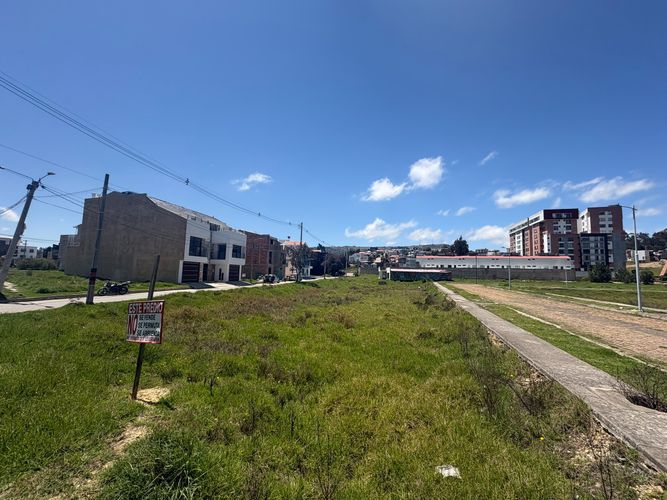 Lote en venta en Tunja, Tunja · foto 3 de 10