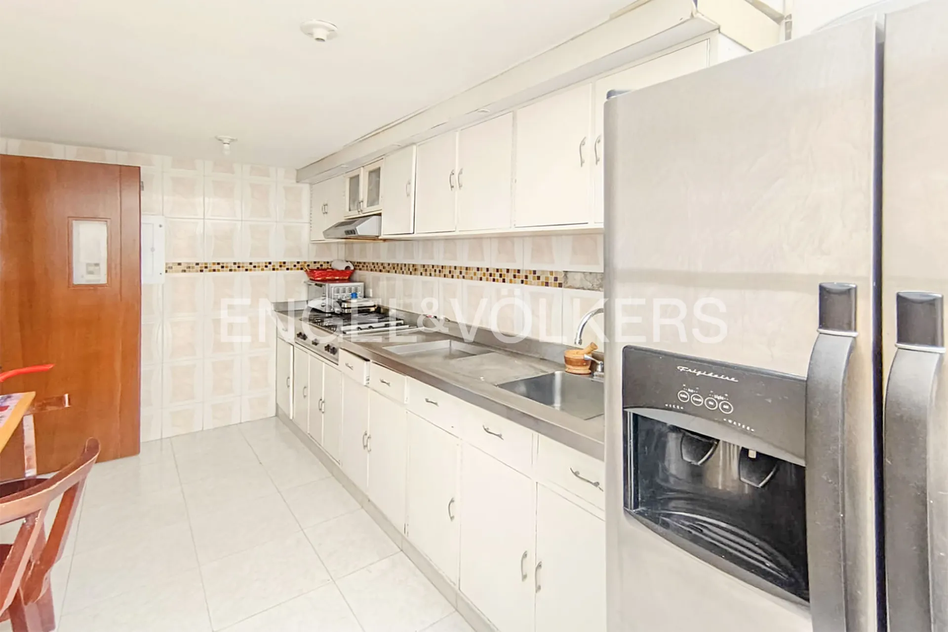Casa en venta en Niza, Bogotá · foto 5 de 17