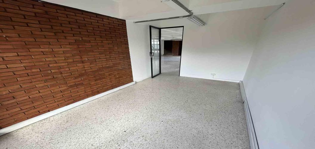 Oficina en venta en Condina, Pereira, 218 m² · foto 8 de 21