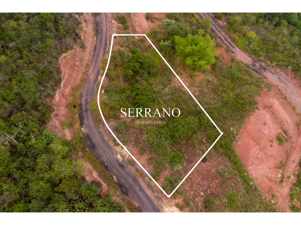 Lote en venta en Girón 3