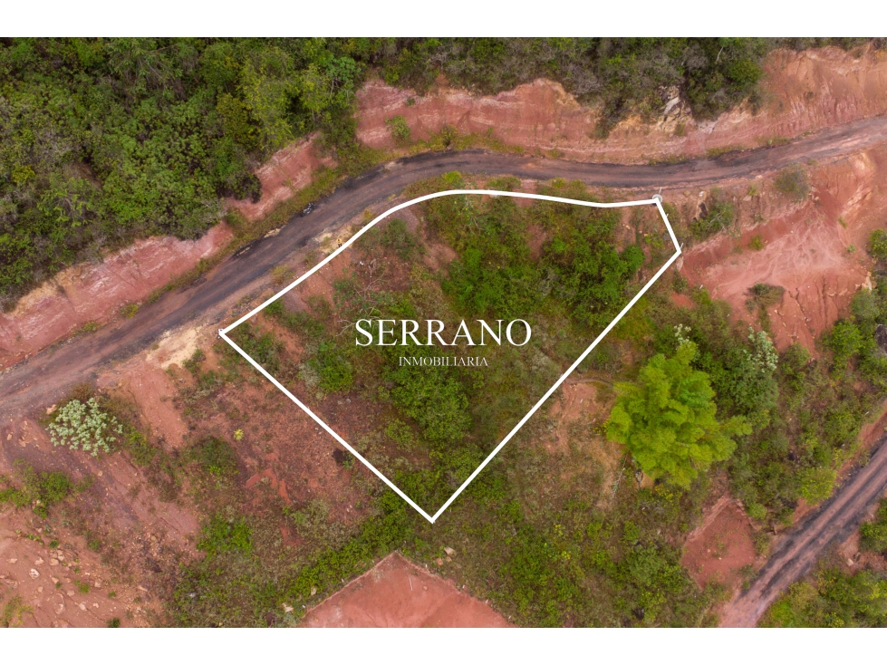 Lote en venta en Girón 4