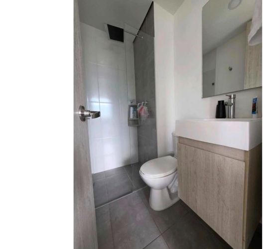 Apartamento de 2 alcobas en venta en La Ospina, La Estrella, 64 m² · foto 22 de 24
