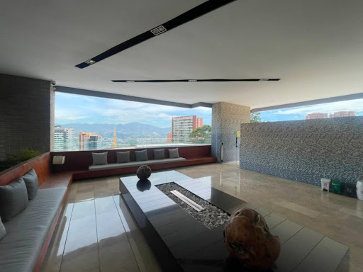 Apartamento en arriendo en Los Naranjos, Medellín · foto 19 de 20