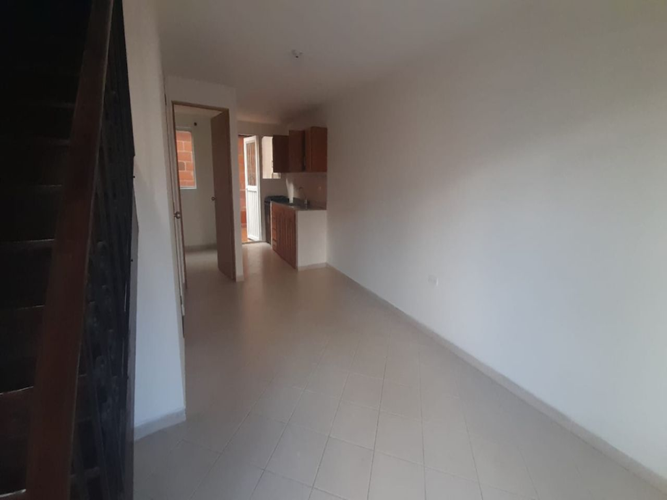 Casa de 3 alcobas en venta en La Ceja, 129 m² · foto 9 de 16