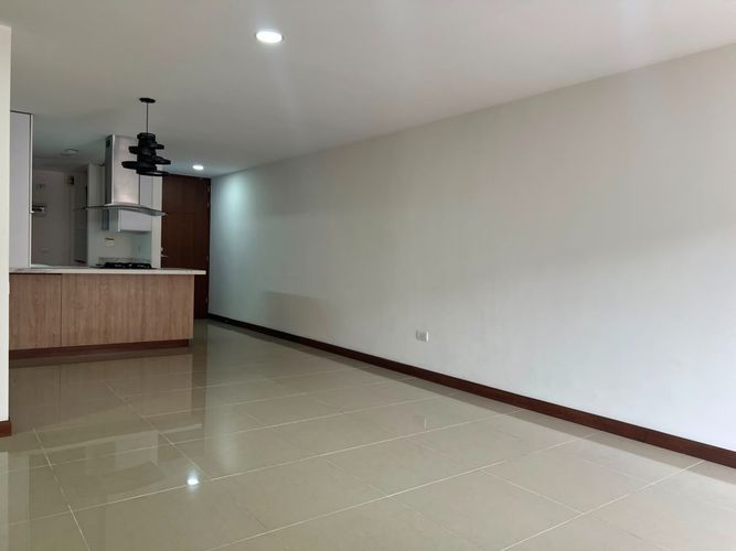 Apartamento de 2 alcobas en arriendo en Loma Del Esmeraldal, Envigado, 95 m² · foto 15 de 18