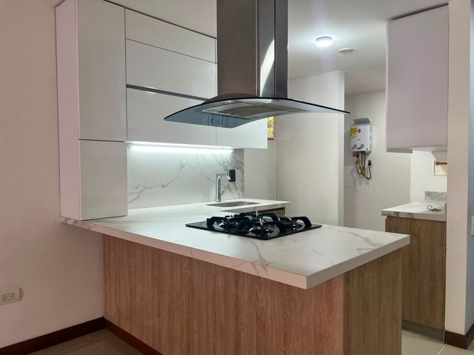 Apartamento de 2 alcobas en arriendo en Loma Del Esmeraldal, Envigado, 95 m² · foto 5 de 18