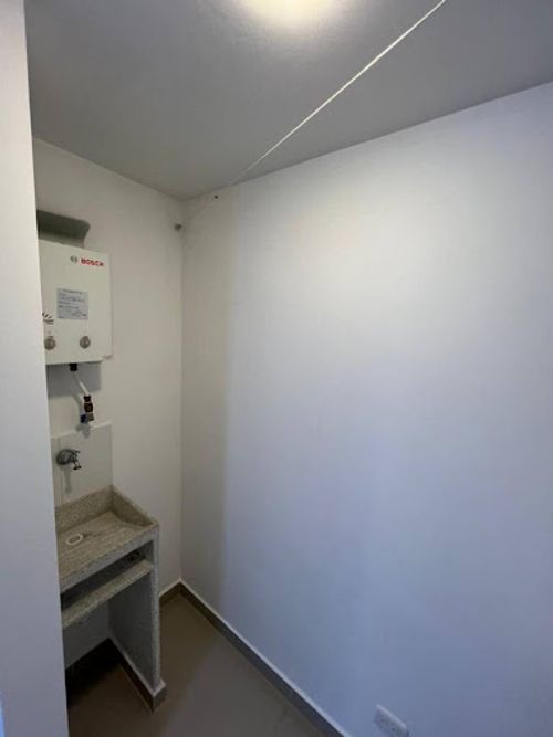 Apartamento de 3 alcobas en arriendo en Prados De Sabaneta, Sabaneta, 84 m² · foto 5 de 15