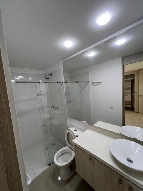 Apartamento de 3 alcobas en arriendo en Prados De Sabaneta, Sabaneta, 84 m² · foto 11 de 15