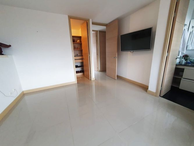 Apartamento de 3 alcobas en arriendo en El Poblado, Medellín, 125 m² · foto 3 de 12