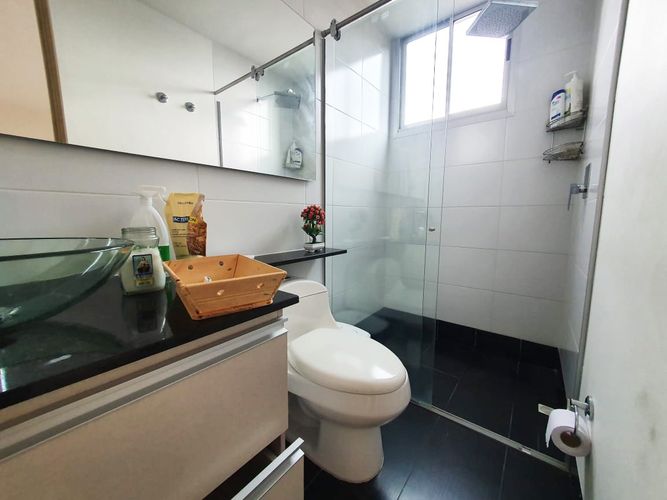 Apartamento de 3 alcobas en arriendo en El Poblado, Medellín, 125 m² · foto 11 de 12